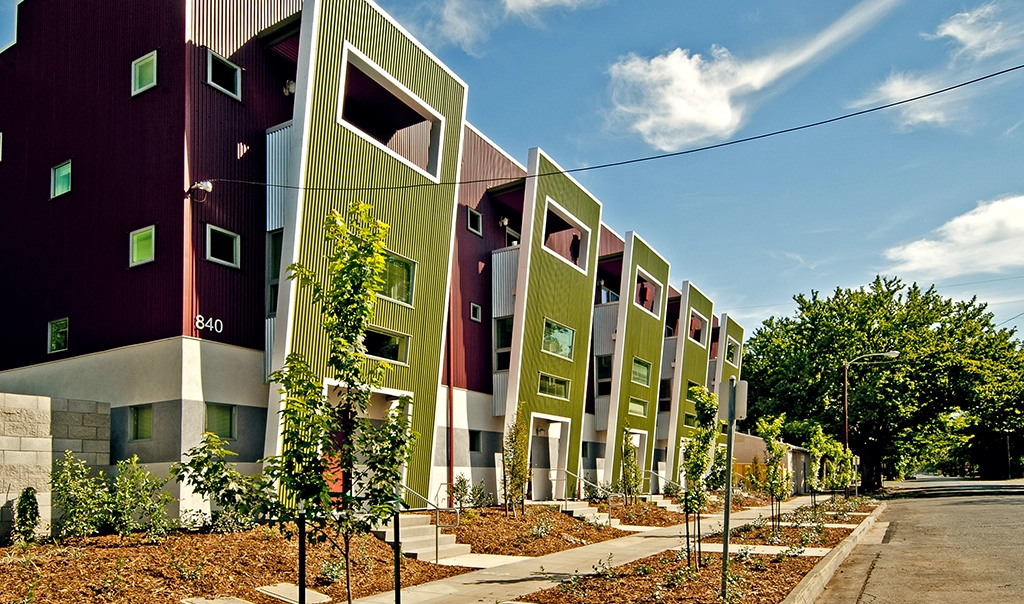Portland Place Carriage Apartments in Chico, CA